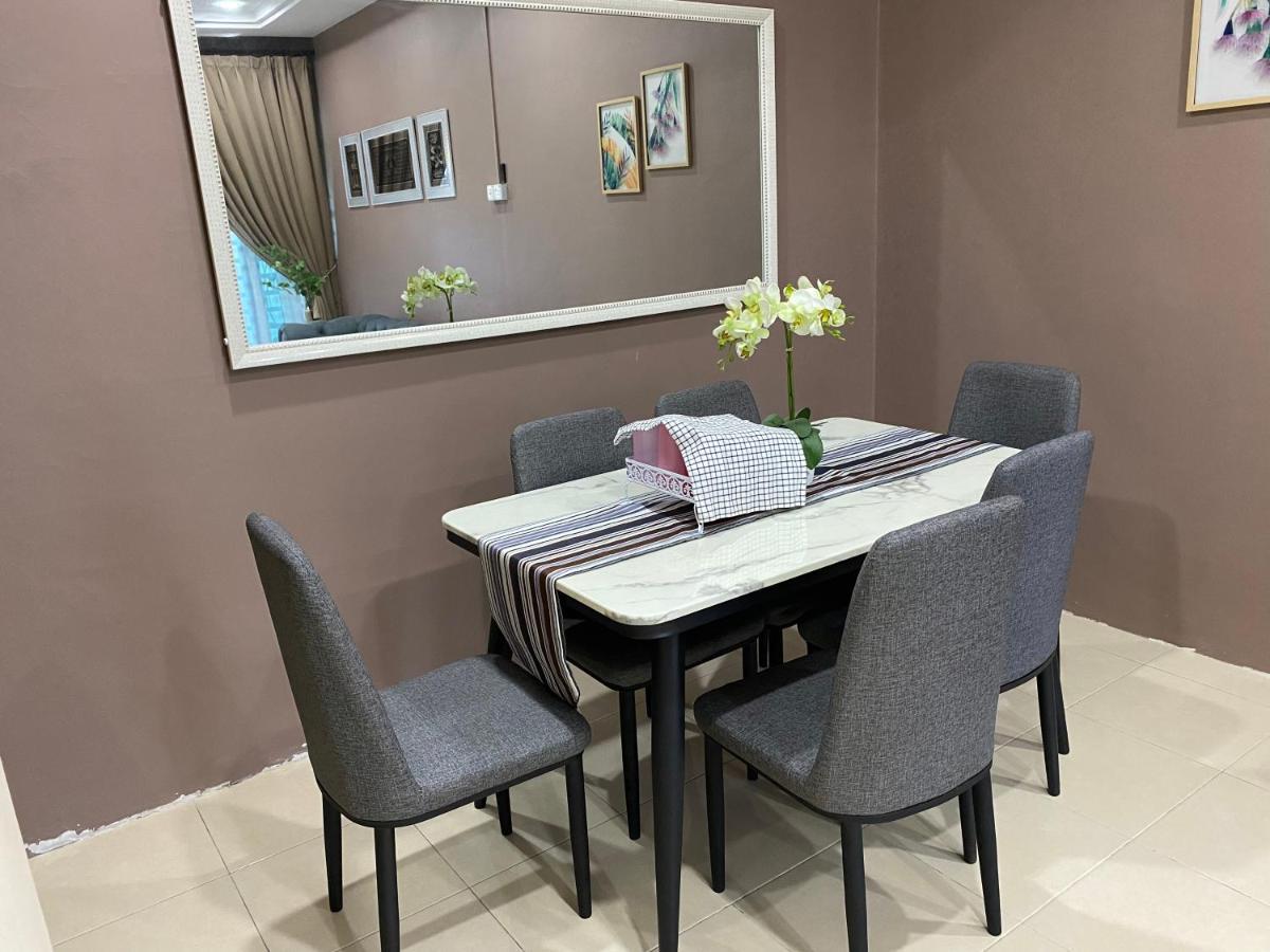 מראנג Ss De' Kelulut Homestay מראה חיצוני תמונה